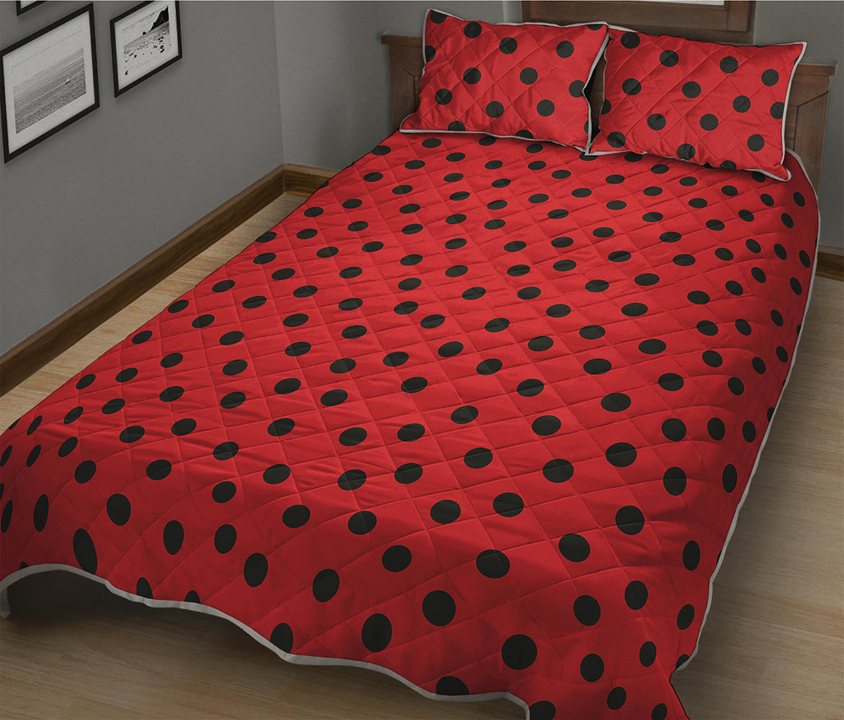Black Spots Ladybird Pattern Print Quilt Bed Set