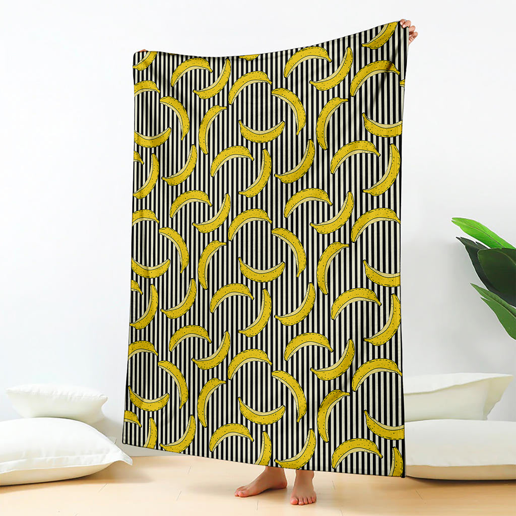 Black Striped Banana Pattern Print Blanket