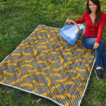 Black Striped Banana Pattern Print Quilt