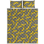 Black Striped Banana Pattern Print Quilt Bed Set