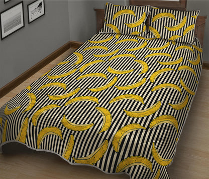 Black Striped Banana Pattern Print Quilt Bed Set