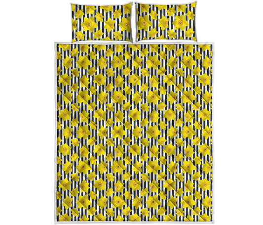 Black Striped Daffodil Pattern Print Quilt Bed Set