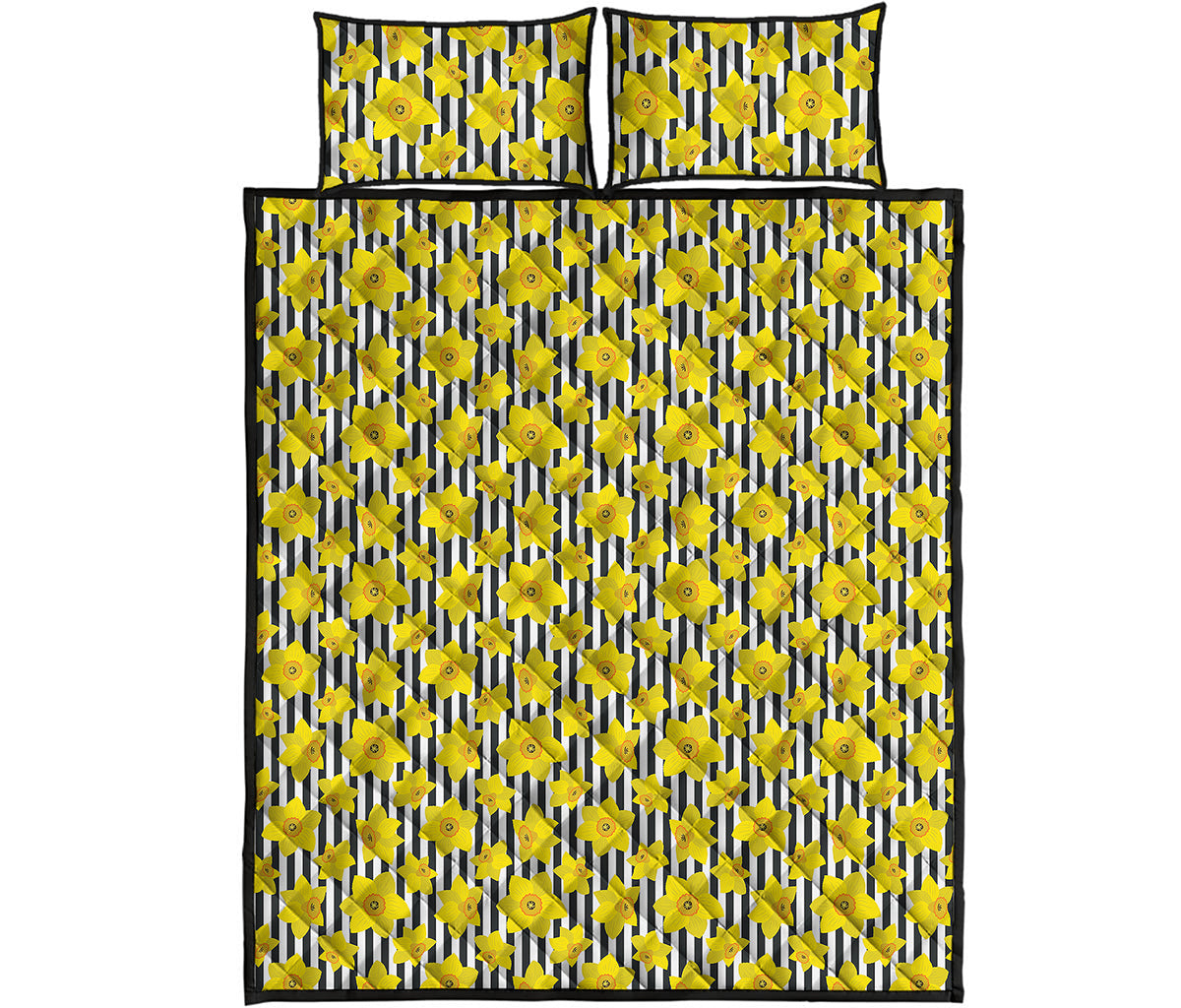 Black Striped Daffodil Pattern Print Quilt Bed Set