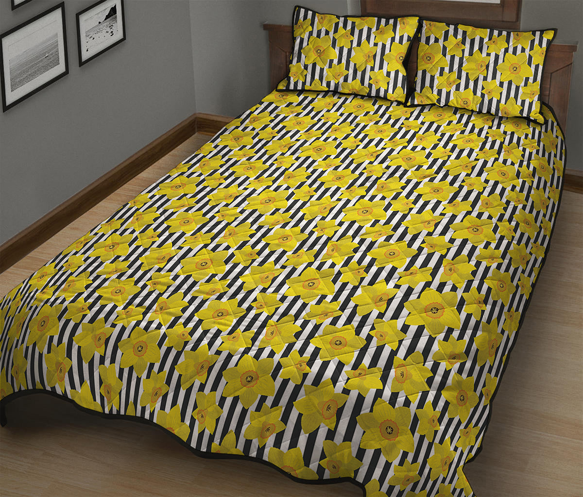 Black Striped Daffodil Pattern Print Quilt Bed Set