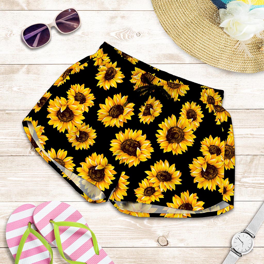 Black Sunflower Pattern Print Women's Shorts