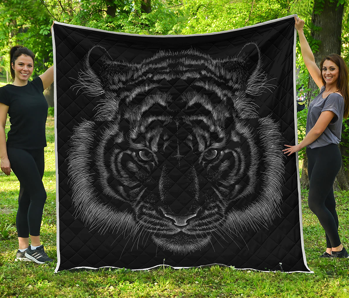 Black Tiger Portrait Print Quilt