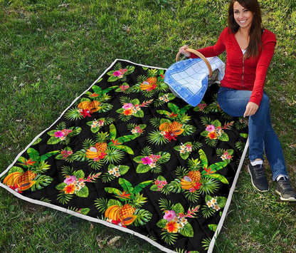 Black Tropical Hawaiian Pattern Print Quilt