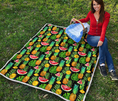 Black Tropical Pineapple Pattern Print Quilt