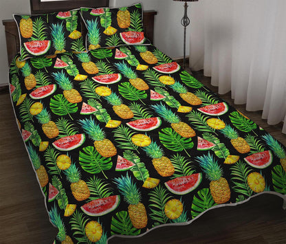 Black Tropical Pineapple Pattern Print Quilt Bed Set
