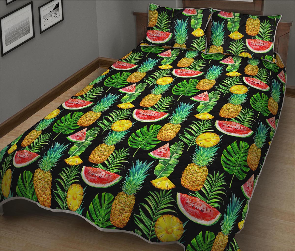 Black Tropical Pineapple Pattern Print Quilt Bed Set