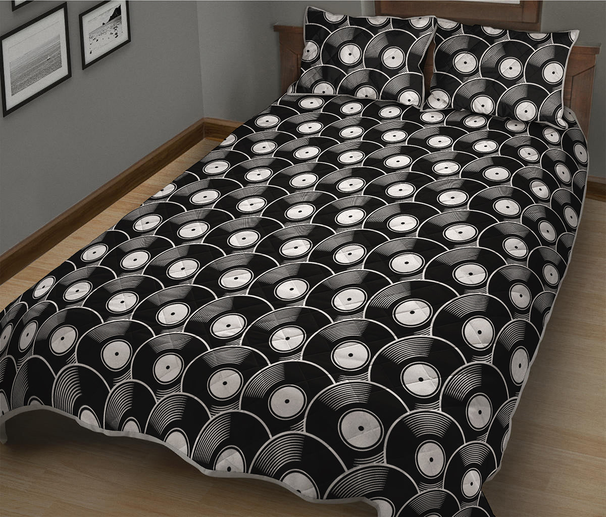 Black Vinyl Record Pattern Print Quilt Bed Set