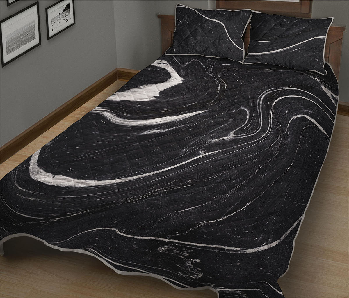 Black White Liquid Marble Print Quilt Bed Set