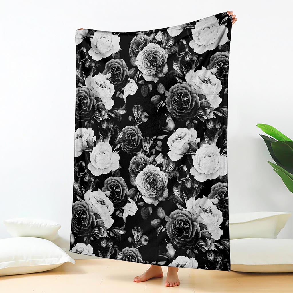 Black White Rose Floral Pattern Print Blanket