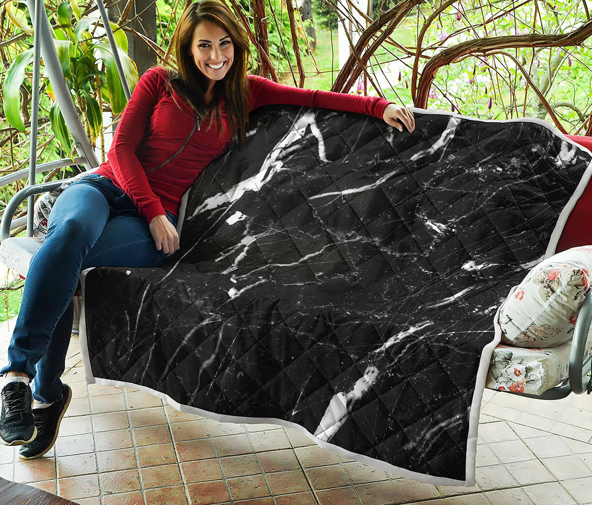 Black White Scratch Marble Print Quilt