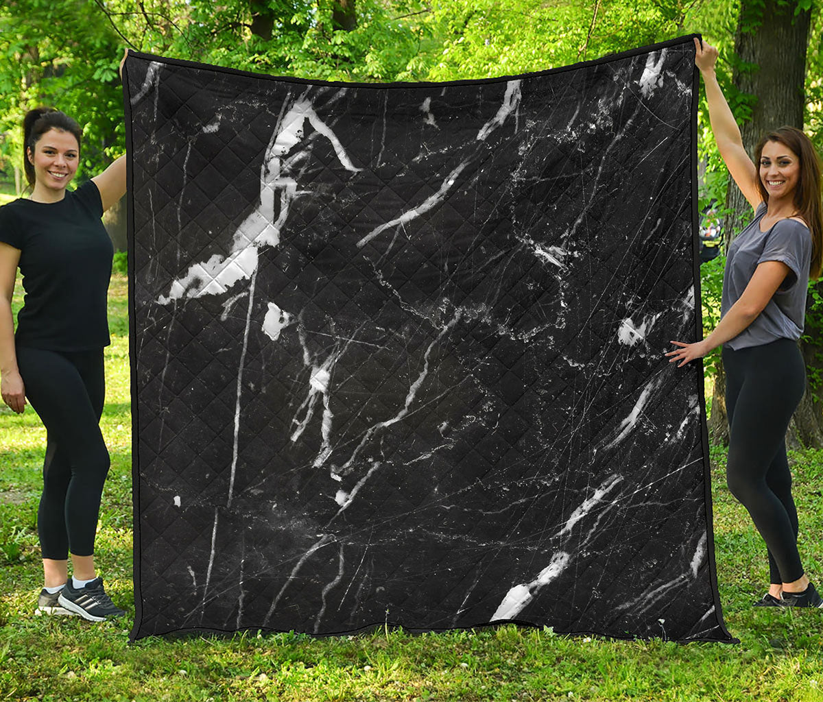 Black White Scratch Marble Print Quilt