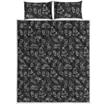 Black White Surfing Pattern Print Quilt Bed Set