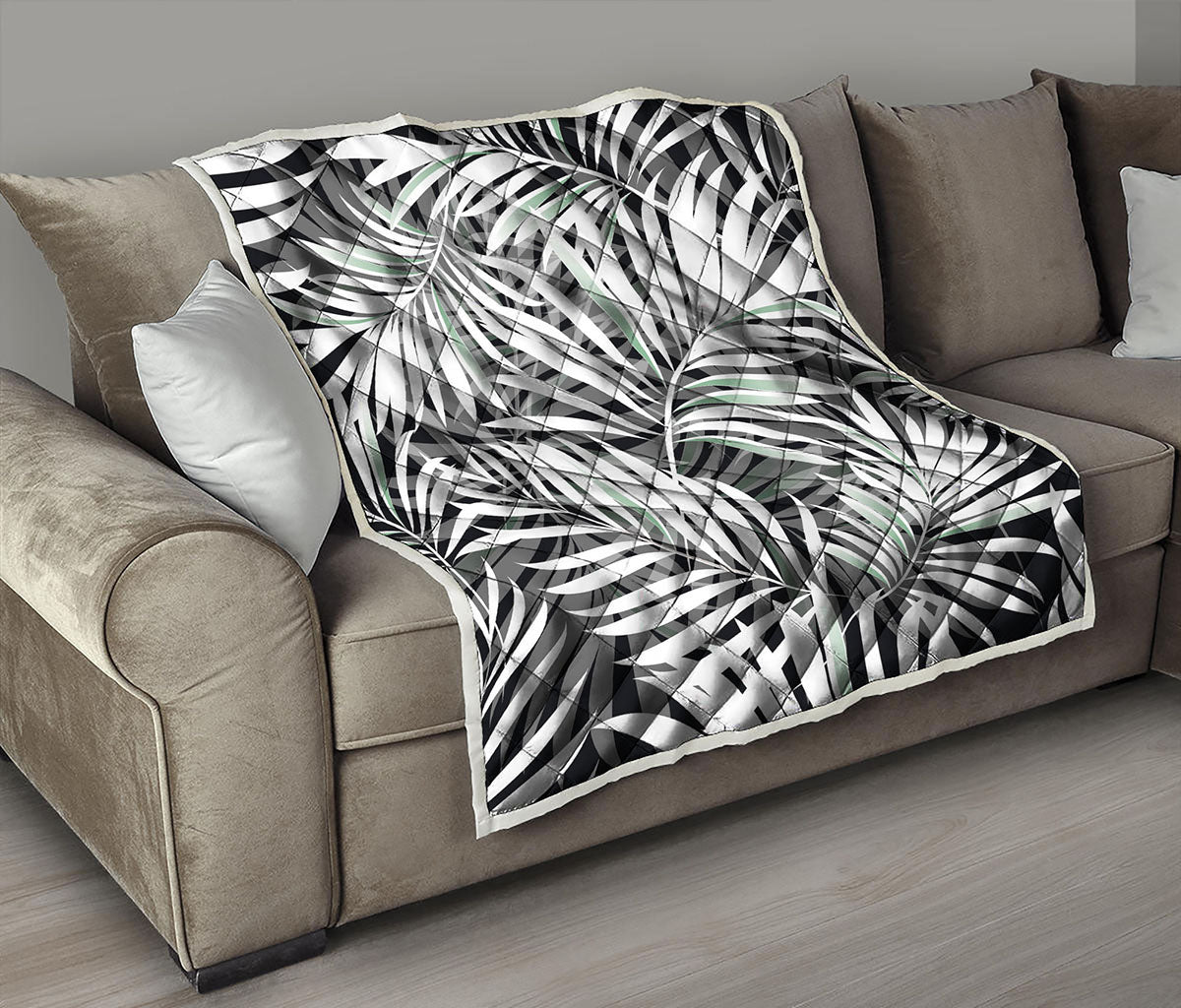Black White Tropical Leaf Pattern Print Quilt