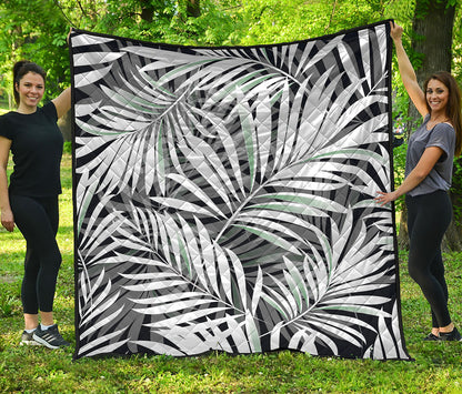 Black White Tropical Leaf Pattern Print Quilt