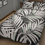 Black White Tropical Leaf Pattern Print Quilt Bed Set