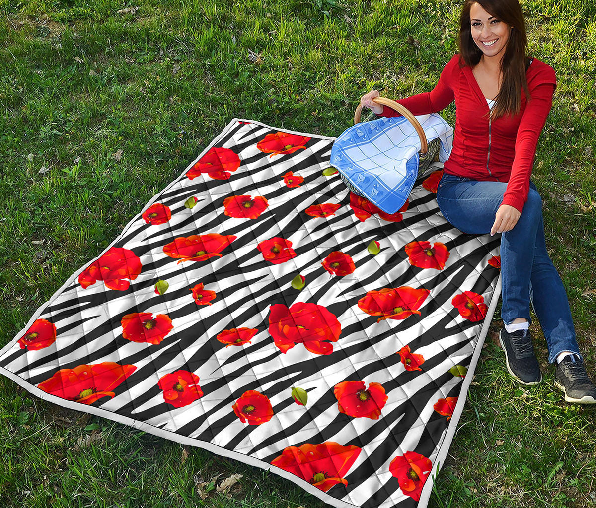 Black White Zebra Flower Pattern Print Quilt