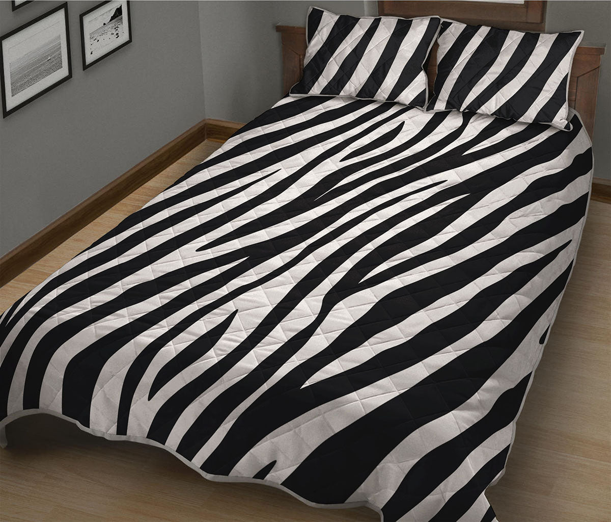 Black White Zebra Pattern Print Quilt Bed Set