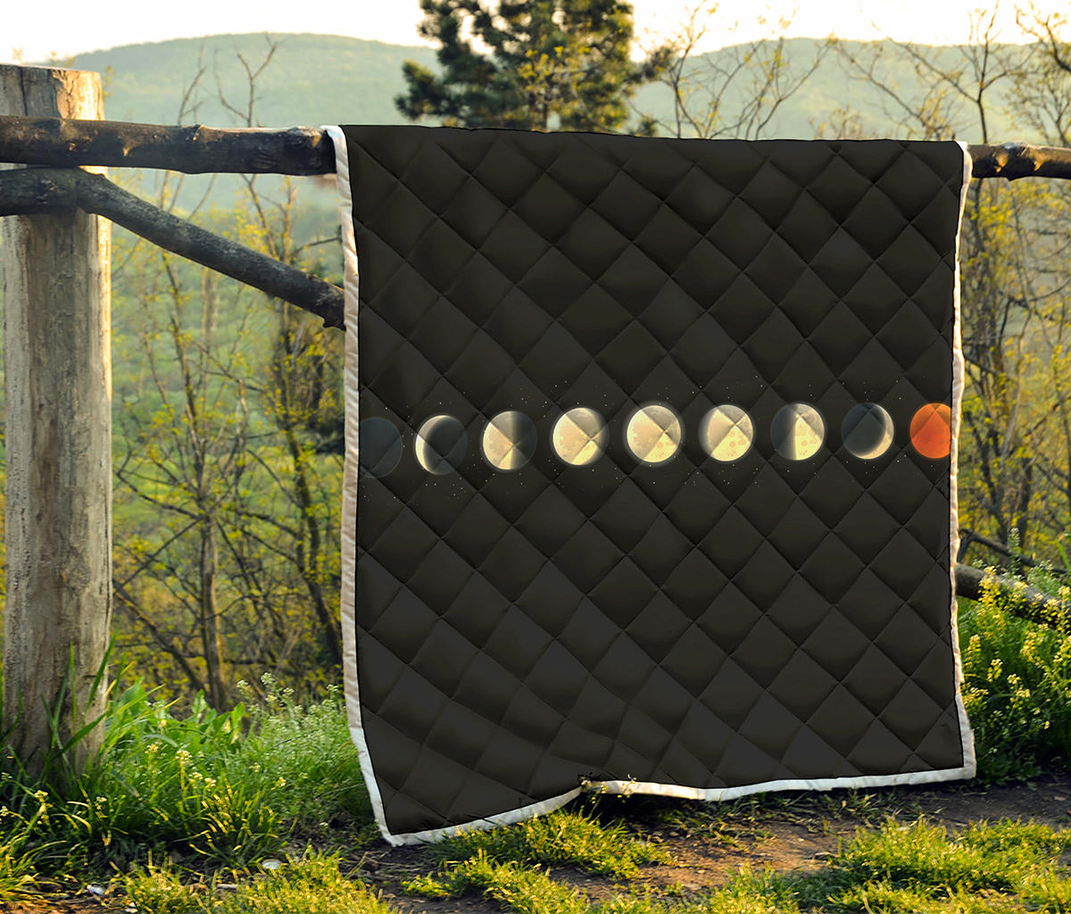 Blood Moon Lunar Phase Print Quilt