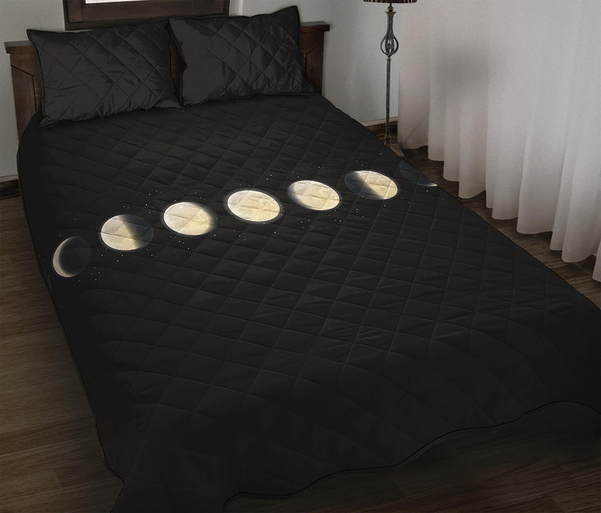 Blood Moon Lunar Phase Print Quilt Bed Set