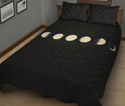 Blood Moon Lunar Phase Print Quilt Bed Set