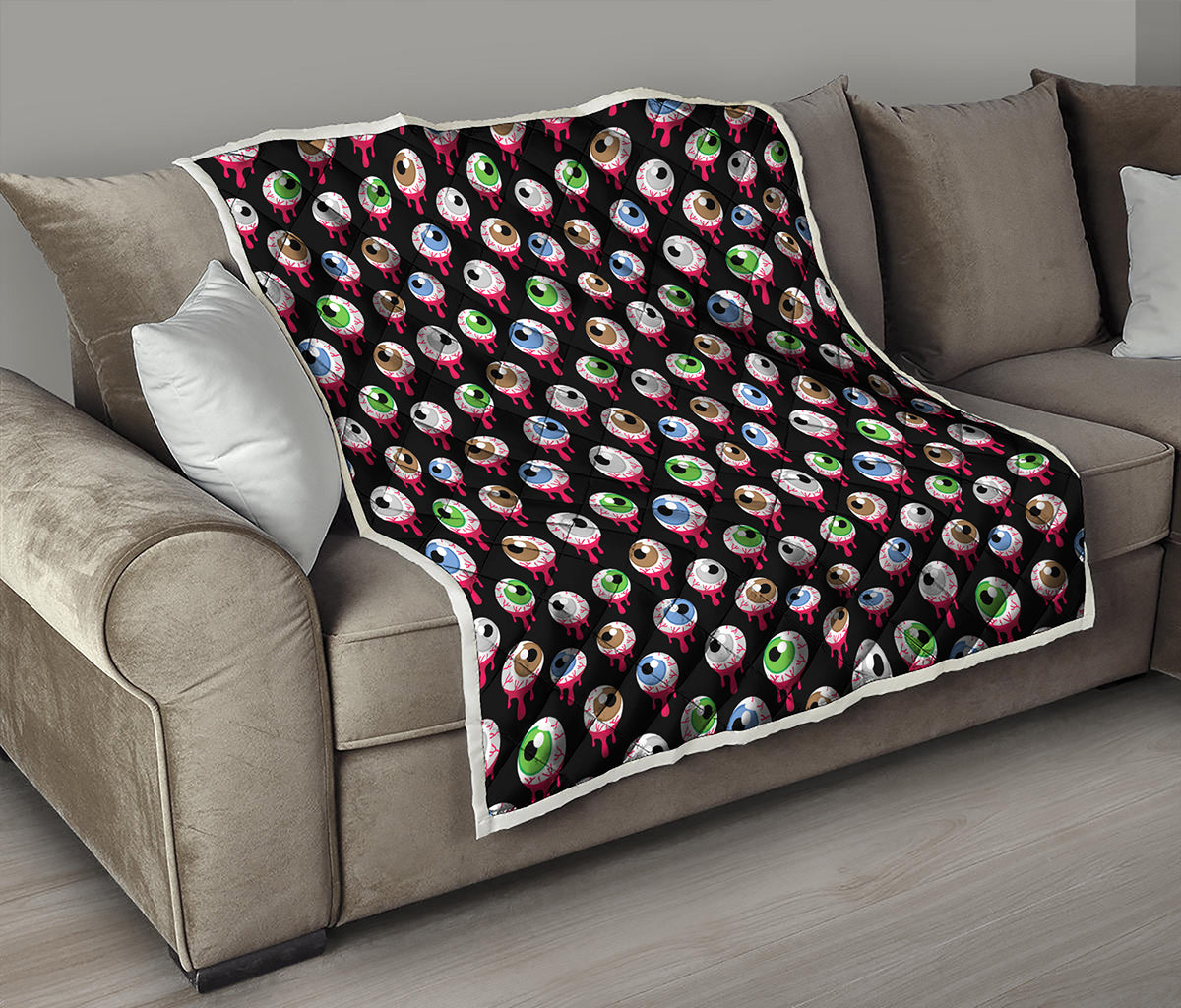 Bloody Eyeball Pattern Print Quilt