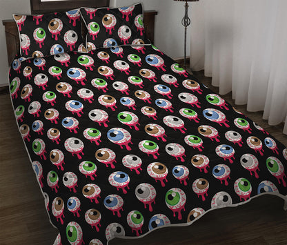 Bloody Eyeball Pattern Print Quilt Bed Set