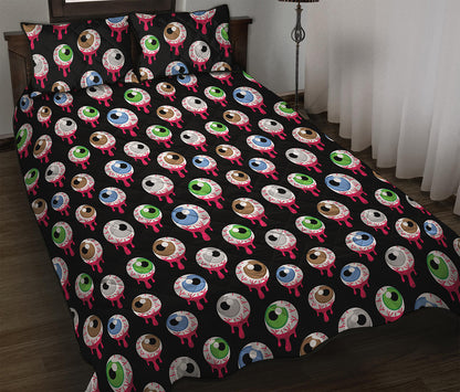 Bloody Eyeball Pattern Print Quilt Bed Set