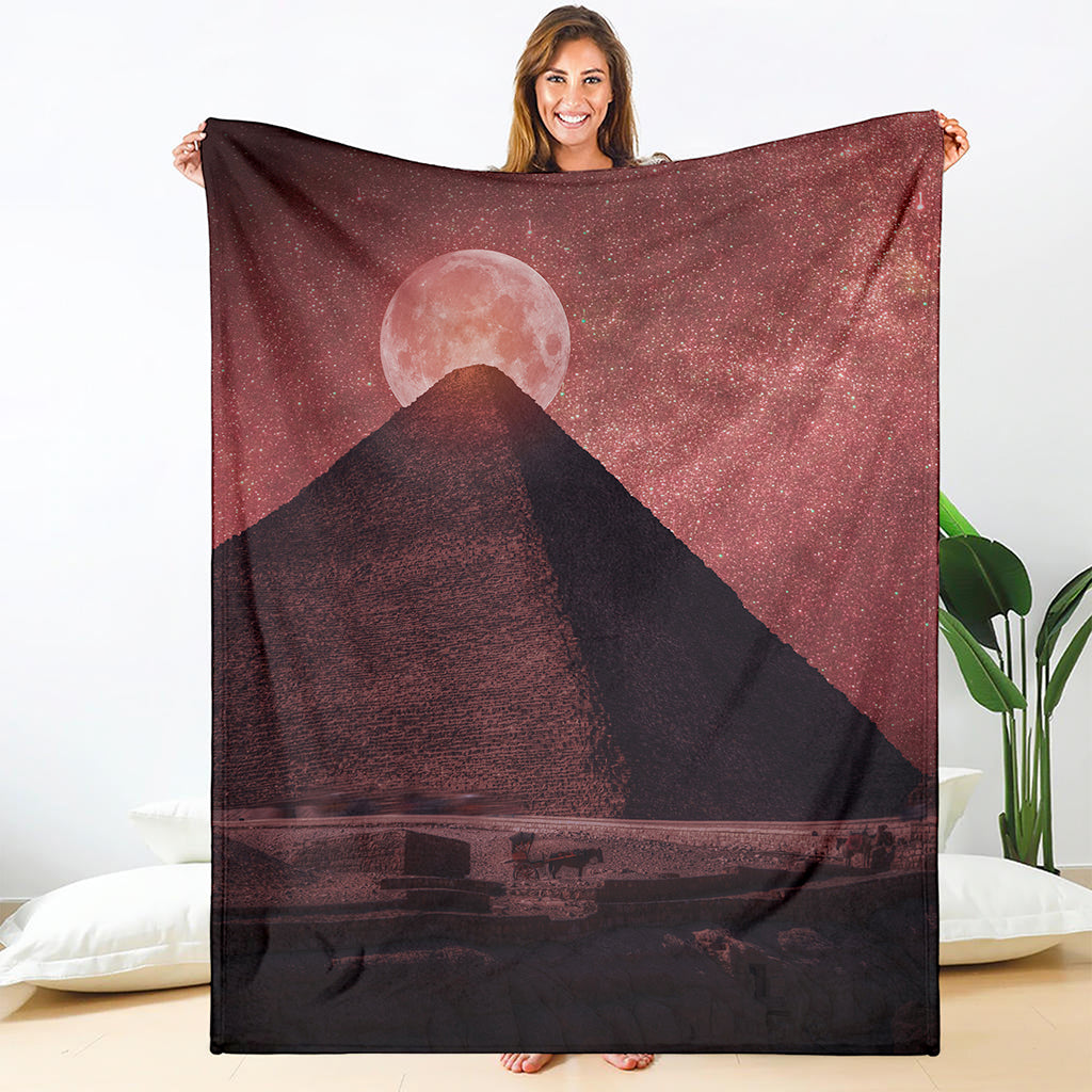 Bloody Moon Pyramid Print Blanket