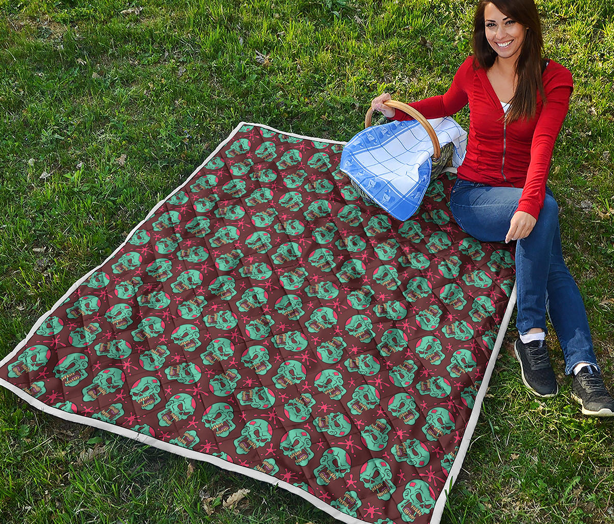 Bloody Zombie Pattern Print Quilt