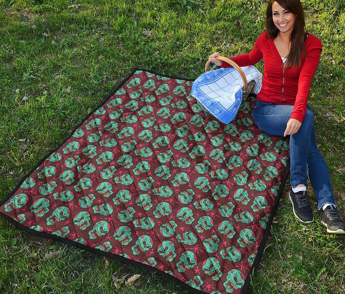 Bloody Zombie Pattern Print Quilt