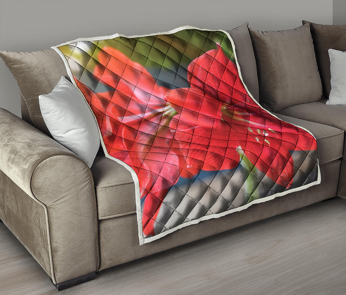 Blooming Amaryllis Print Quilt