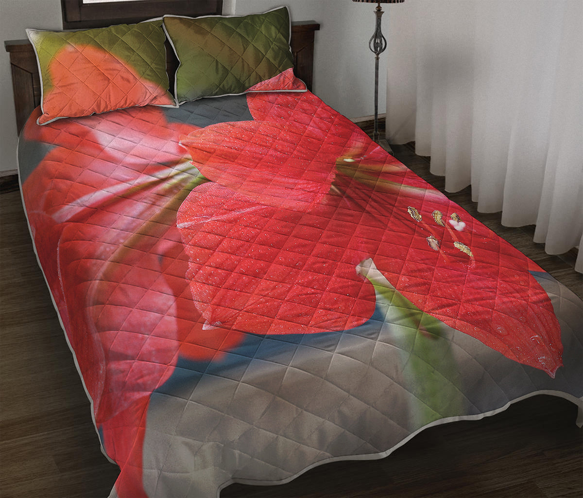 Blooming Amaryllis Print Quilt Bed Set
