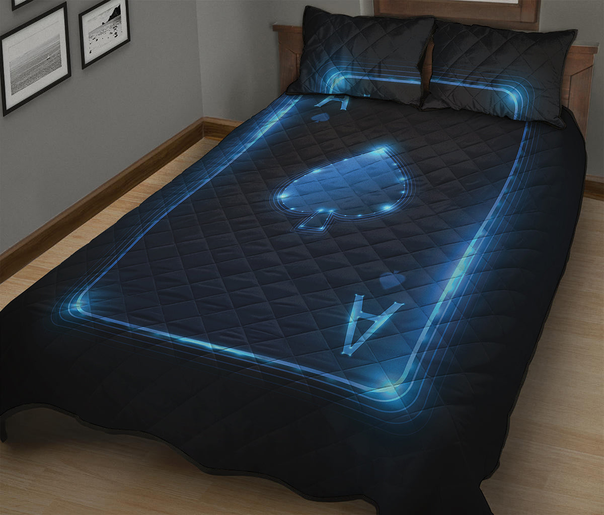 Blue Ace Card Print Quilt Bed Set