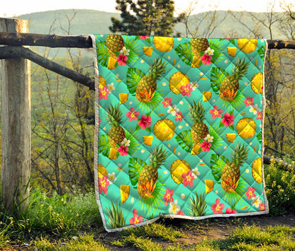 Blue Aloha Pineapple Pattern Print Quilt