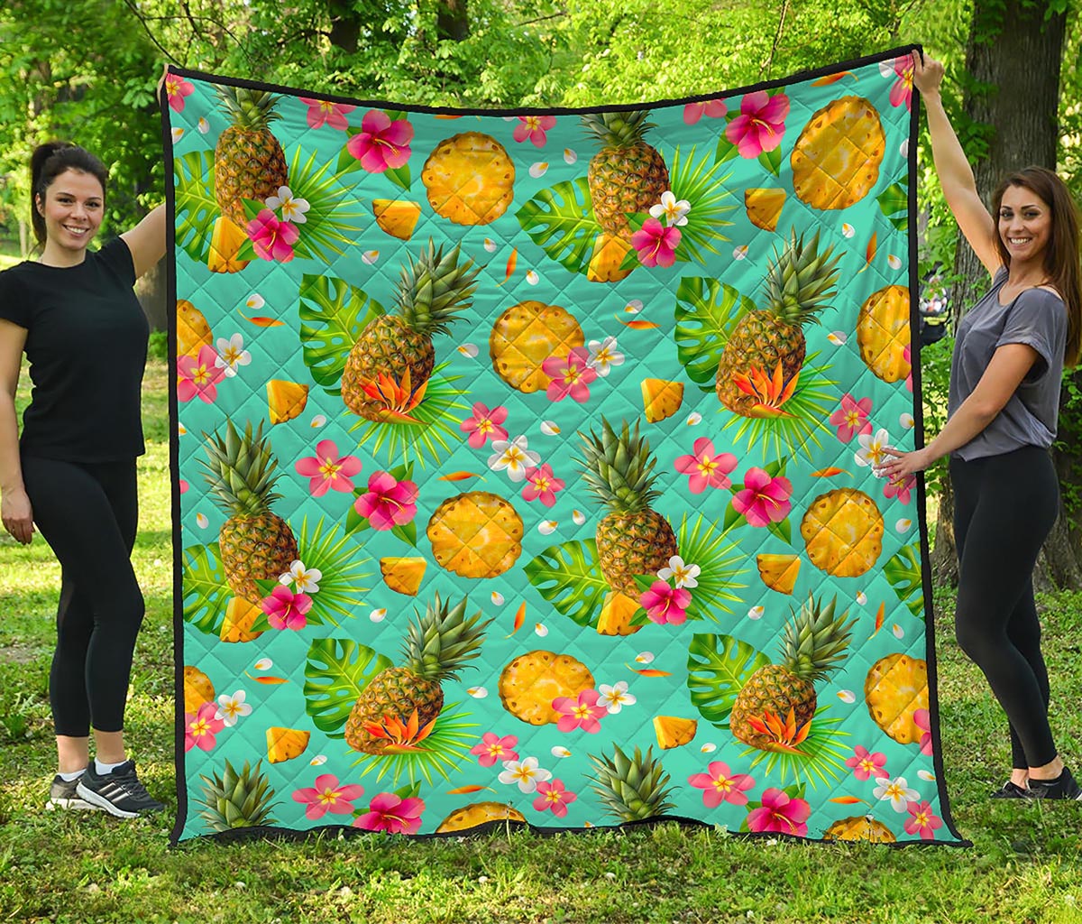 Blue Aloha Pineapple Pattern Print Quilt