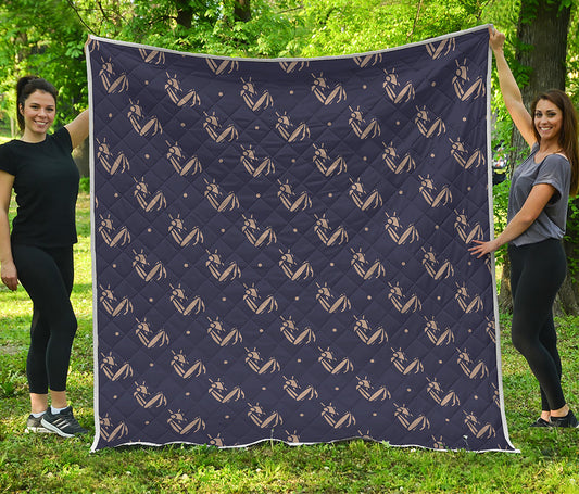 Blue And Beige Mantis Pattern Print Quilt