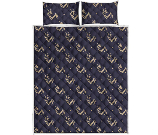 Blue And Beige Mantis Pattern Print Quilt Bed Set