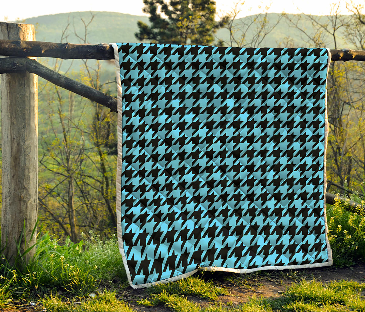 Blue And Black Houndstooth Pattern Print Quilt