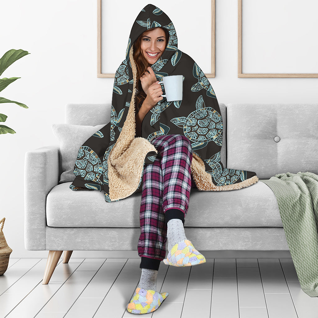 Blue And Black Sea Turtle Pattern Print Hooded Blanket