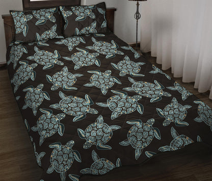 Blue And Black Sea Turtle Pattern Print Quilt Bed Set