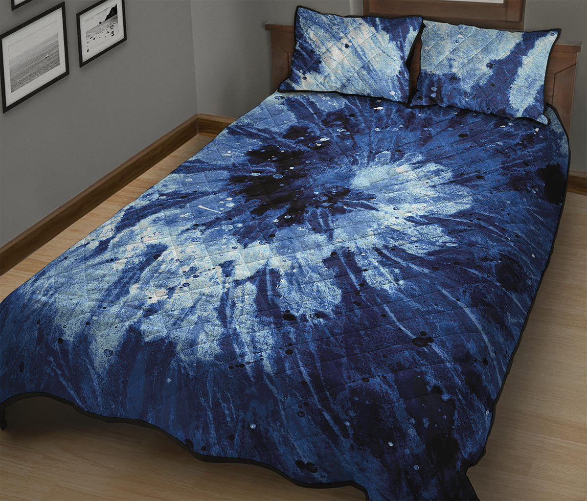 Blue And Black Tie Dye Print Quilt Bed Set