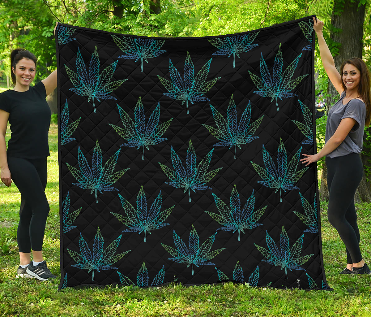 Blue And Green Weed Leaf Pattern Print Quilt