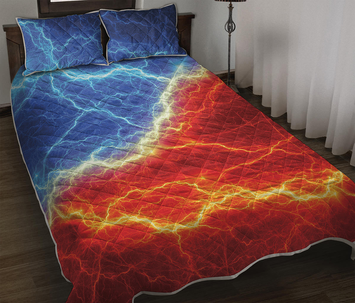 Blue And Red Lightning Print Quilt Bed Set