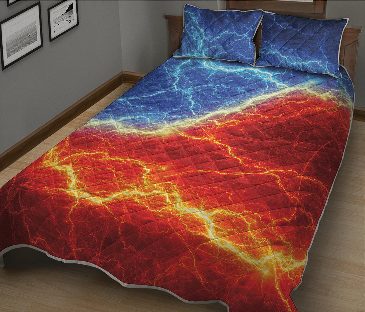 Blue And Red Lightning Print Quilt Bed Set
