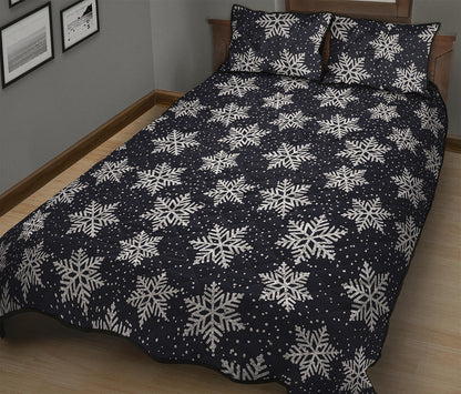 Blue And Silver Snowflake Pattern Print Quilt Bed Set