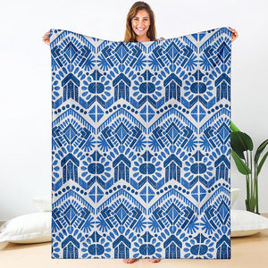 Blue And White Aztec Pattern Print Blanket